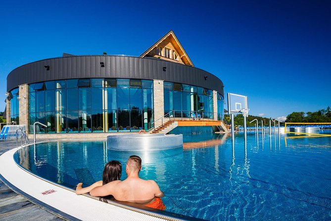 3-Hour Novice Ski Adventure & Relaxing Zakopane or Baths Combo - Zakopane, Krupówki Street, and Gubałówka Hill