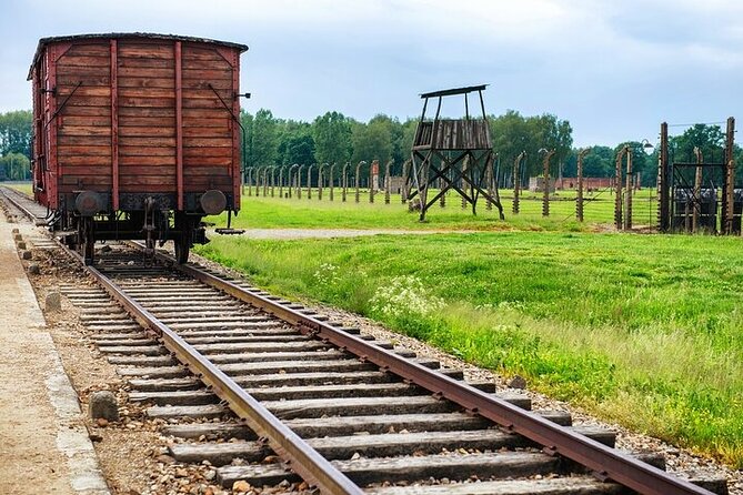 Auschwitz and Birkenau Tour with Hotel Pick up from Krakow - What this Auschwitz day really involves