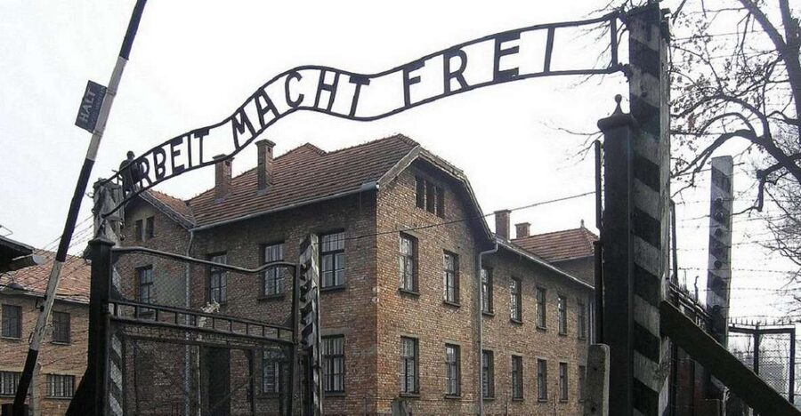 Auschwitz-Birkenau and Krakow Private Car Trip from Katowice - Leaving Katowice by private car