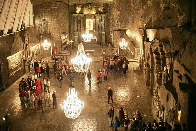 Auschwitz-Birkenau and Wieliczka Salt Mine Full Day Tour - The switch to Wieliczka transport
