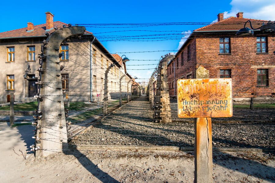Auschwitz-Birkenau: Guided Tour with Fast Track Ticket - What to bring and what to leave behind