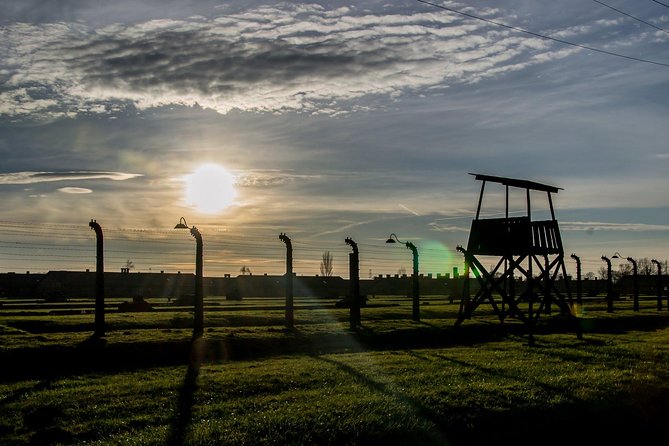 Auschwitz Birkenau Guided Tour with Ticket Hotel Pickup Small Van - Why this Krakow Auschwitz tour works