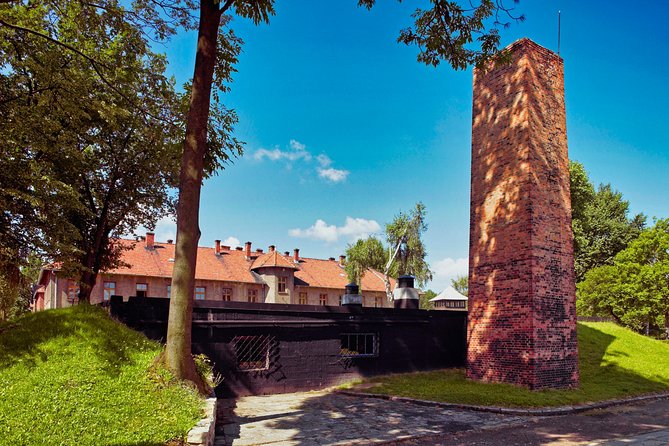 Auschwitz Birkenau Guided tour with transport - Rules you should take seriously