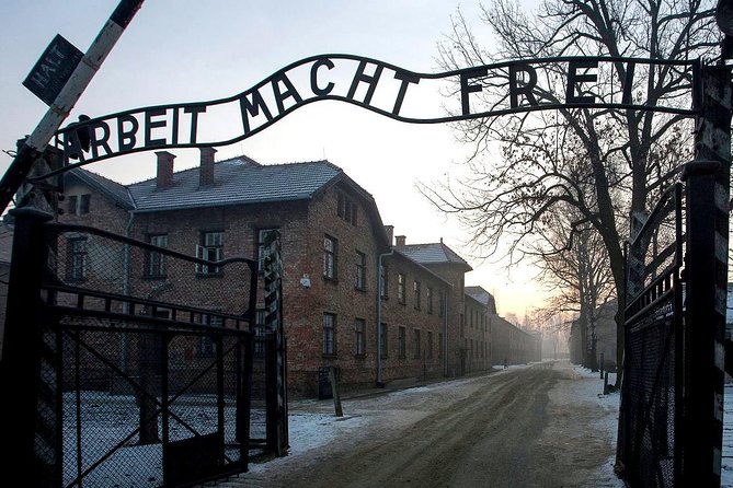 Auschwitz-Birkenau Memorial and Museum Guided Tour from Krakow - Getting from Krakow to Oświęcim