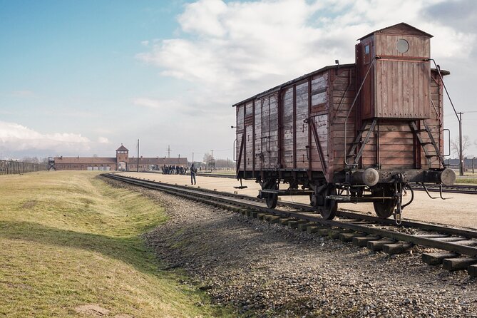 Auschwitz - Birkenau Private, 6-hr Study Tour - Why this Auschwitz tour takes a full day