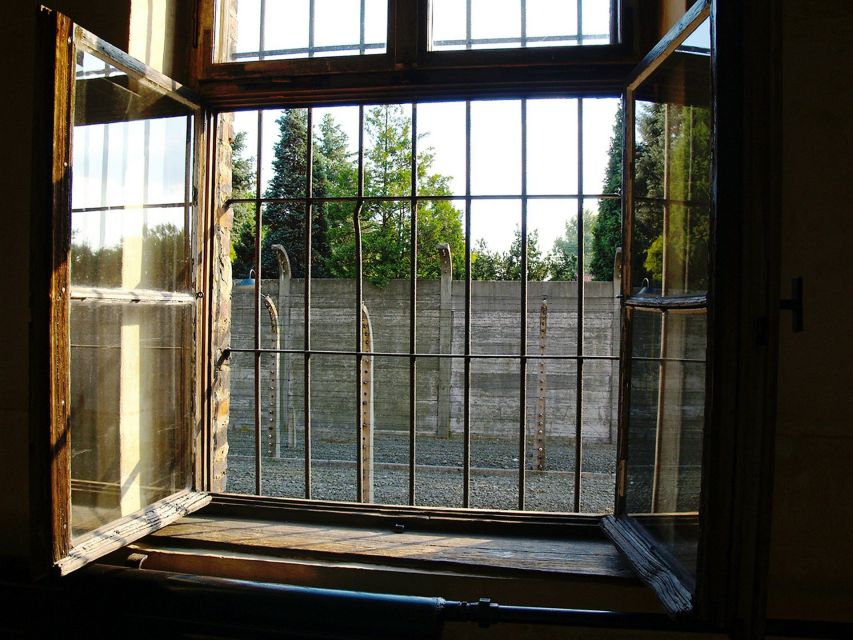 Auschwitz-Birkenau Tour from Katowice with Private Transfers - Key Points Before You Book