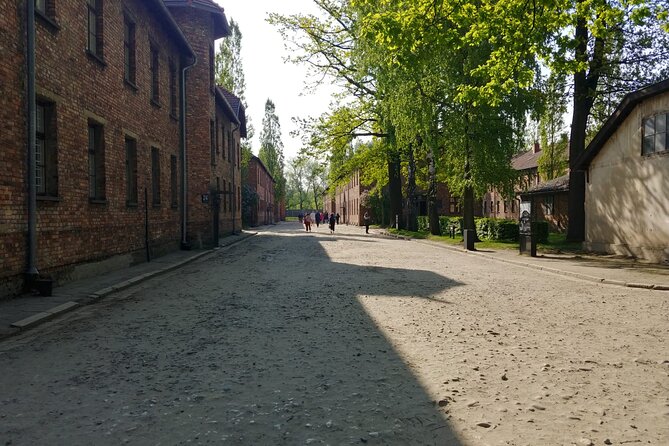 Auschwitz - Birkenau Tour with Private Transport from Krakow - Auschwitz I: the original camp site