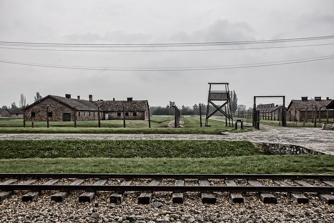 Auschwitz Private Tour - Why the private car matters on this six-hour day
