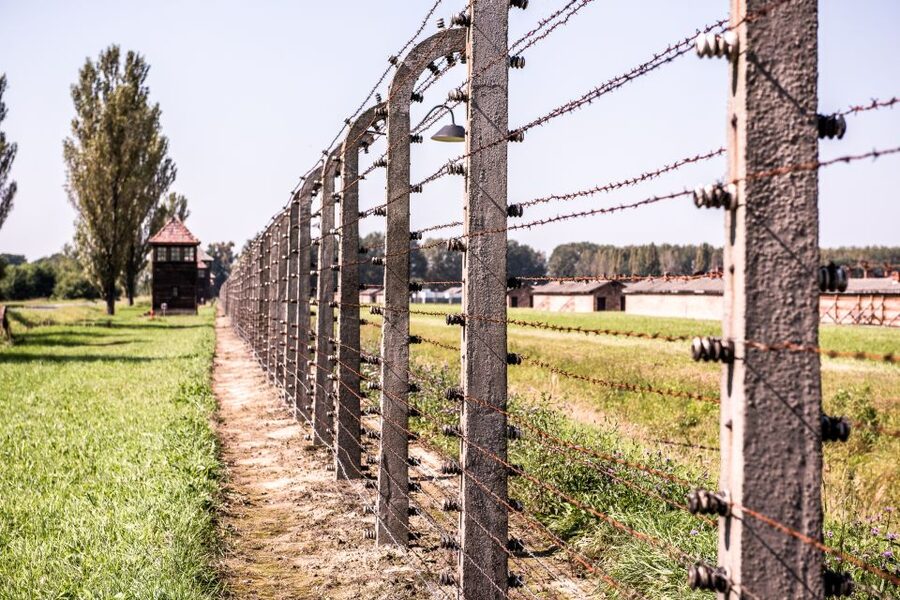 Auschwitz Ticket and Full-Day Tour from Krakow - The short transfer to Auschwitz II-Birkenau