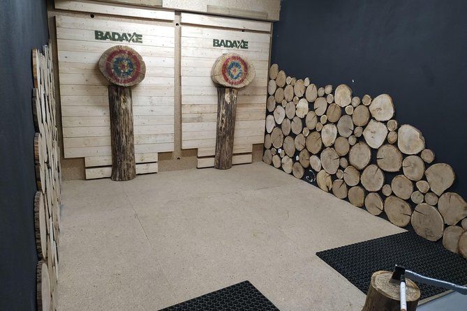 Axe Throwing In Bad Axe Krakow - Meeting at Basztowa 10 in central Krakow