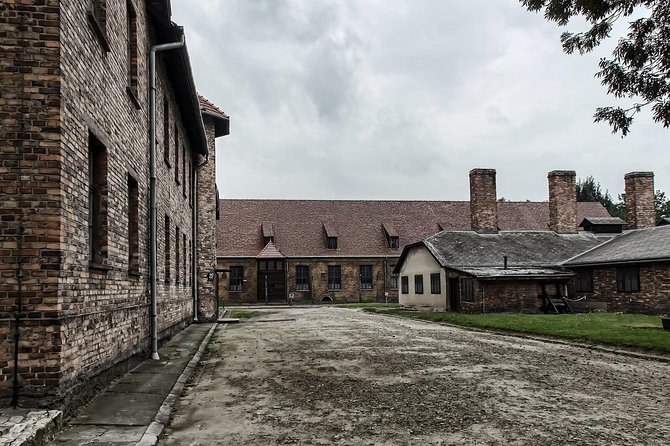 Combined tour Auschwitz Birkenau guided & Salt Mine guided from Krakow - The Krakow pickup sets the pace