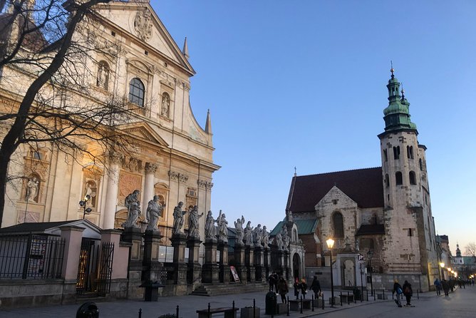Complete Cracow Bike Tour (small group of maximum 15 people!) - The guides can make or break the ride