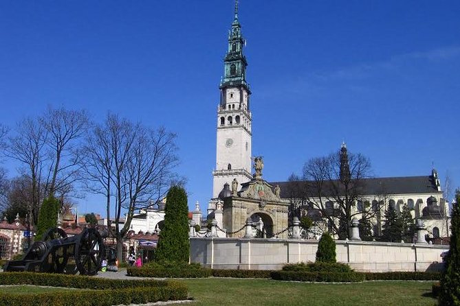 CZĘSTOCHOWA - BLACK MADONNA Monastery, PRIVATE tour from Kraków - Leaving Kraków in a private minivan