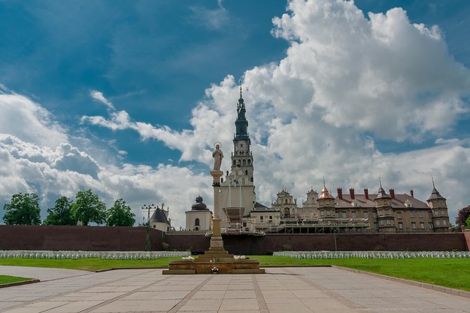 CZĘSTOCHOWA - BLACK MADONNA Monastery, PRIVATE tour from Kraków - Meeting the Black Madonna in its chapel
