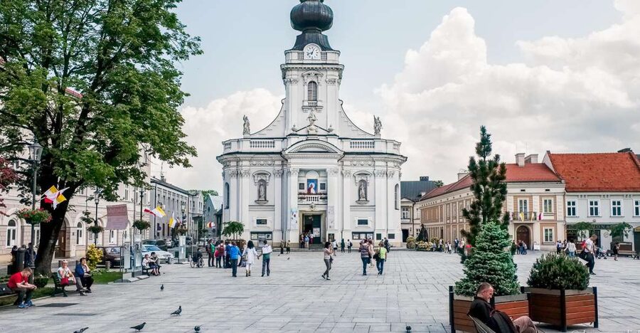 Day Tour: Traces of Pope John Paul II near Krakow - Why these three stops tell a useful story
