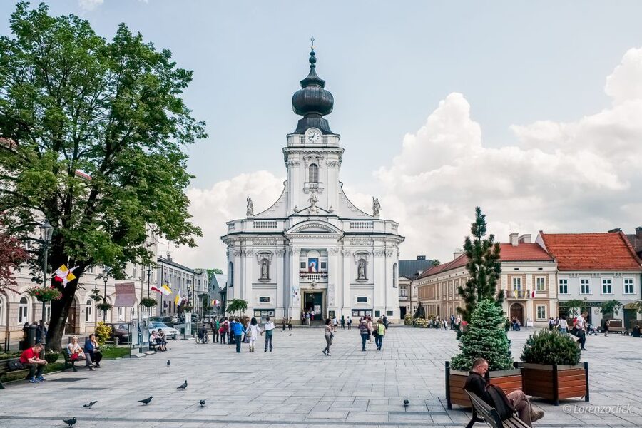 Day Tour: Traces of Pope John Paul II near Krakow - Kalwaria Zebrzydowska and its UNESCO setting