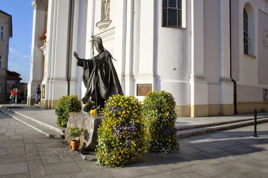 Day Tour: Traces of Pope John Paul II near Krakow - Wadowice and the home of John Paul II