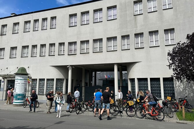 Discover Kraków by Bike with a Dutch guide - Barbican, St. Florian’s Gate, and the finish