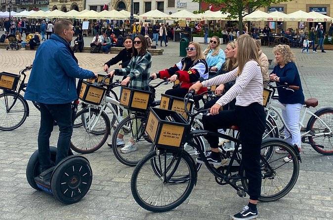 Discover the Jewish Quarter with a Bike Tour - New Square and the best stop for zapiekanki