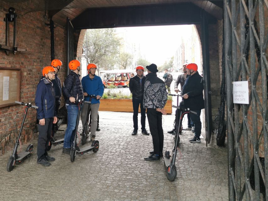 Electric Scooter Tour: Jewish Quarter - 2-Hours of Magic! - Along the Vistula Boulevards and Bernatka’s Footbridge