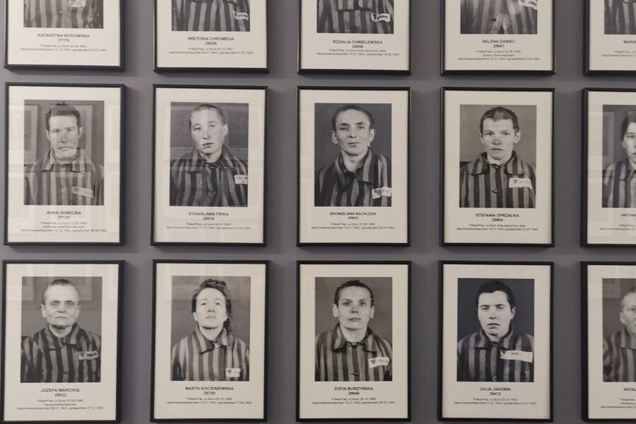 From Krakow: Auschwitz-Birkenau Camp Complex Guided Day Trip - Why Auschwitz-Birkenau asks more of you than a normal day trip