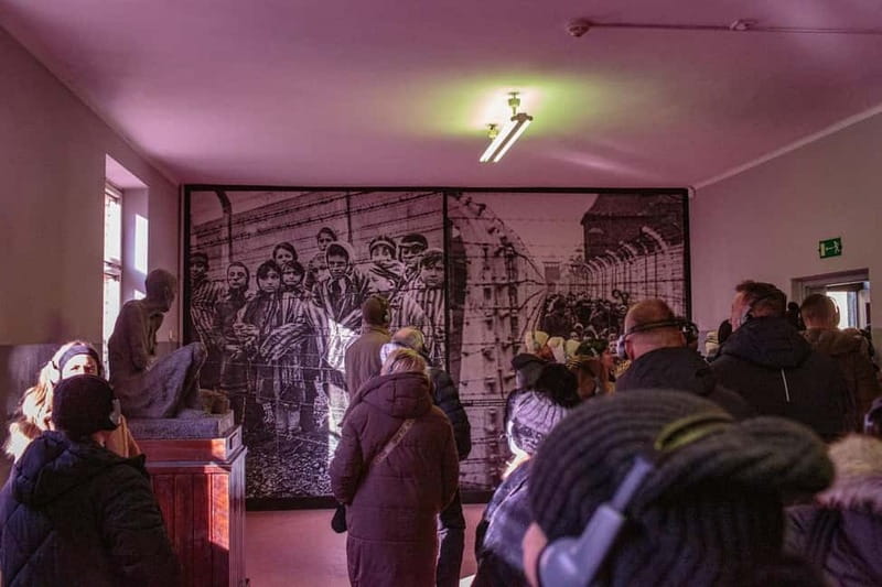 From Krakow: Auschwitz-Birkenau Guided Full-Day Tour - The short transfer and rushed meal break