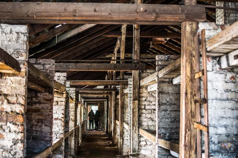 From Krakow: Auschwitz-Birkenau Guided Tour & Hotel Pickup - The short break before Birkenau