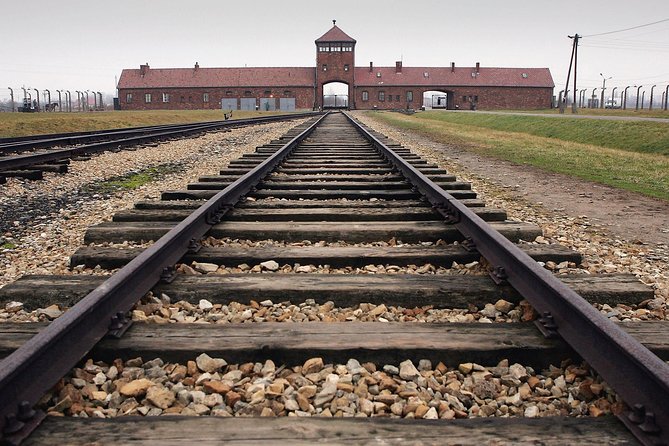 From Krakow: Auschwitz-Birkenau: Guided Tours & Private Transport - Why This Krakow to Auschwitz Trip Works