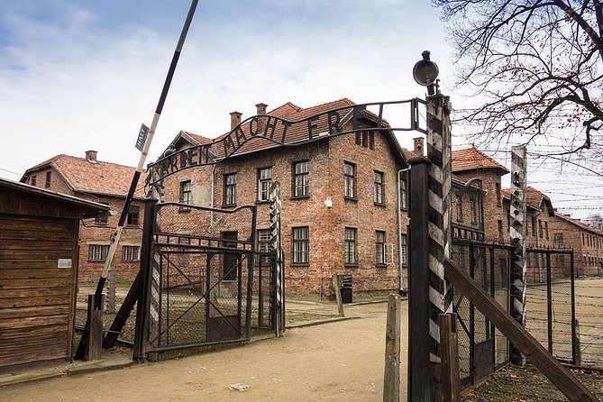 From Krakow: Auschwitz-Birkenau: Guided Tours & Private Transport - The 80-Minute Drive From Krakow
