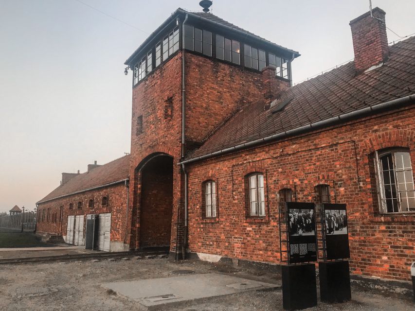 From Krakow: Auschwitz-Birkenau Private or Shared Tour - Arriving at Auschwitz I and passing security