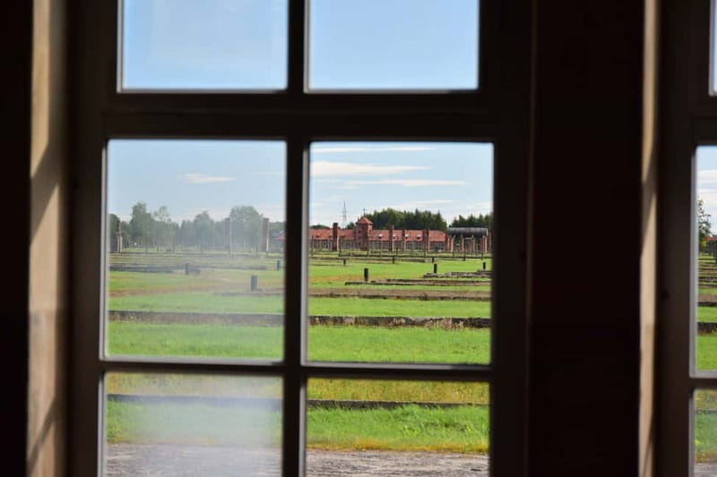 From Krakow: Auschwitz-Birkenau Tour with Transportation - Timing can change more than the brochure suggests
