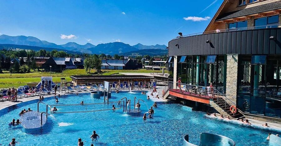 From Krakow: Chochołowskie Thermal Baths Ticket and Transfer - Getting Through the Entrance with Less Fuss