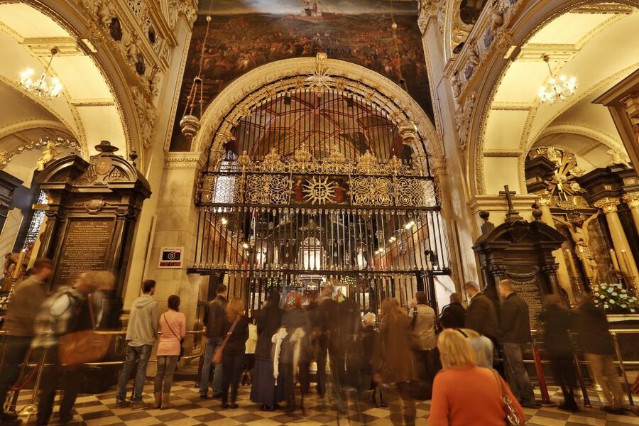 From Krakow: Czestochowa - The Black Madonna - Why Czestochowa matters to Poland