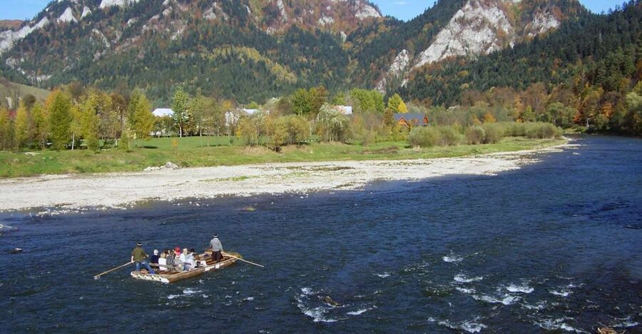 From Krakow: Dunajec River Rafting with Thermal Baths option - The 2.5-hour Dunajec Gorge rafting trip