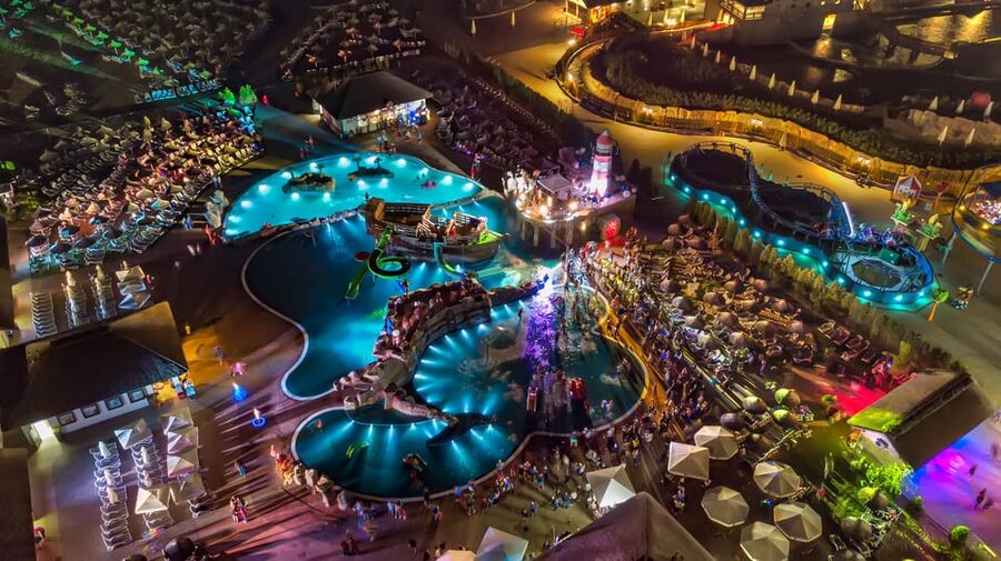From Krakow: Energylandia Park Open Ticket & Pickup Options - Shows, lunch, and the shape of the day