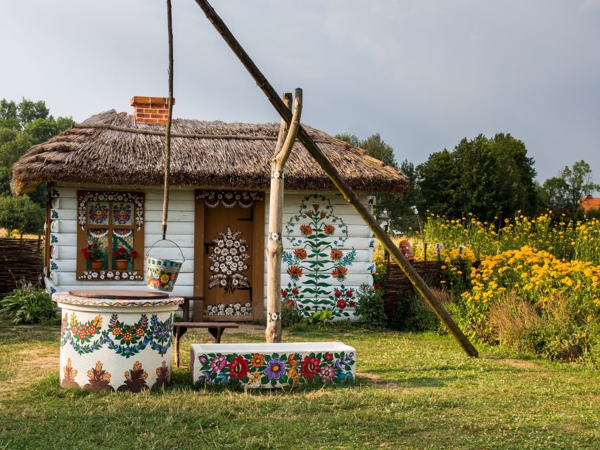 From Krakow: Guided Tour of Zalipie - Leaving Krakow by air-conditioned vehicle
