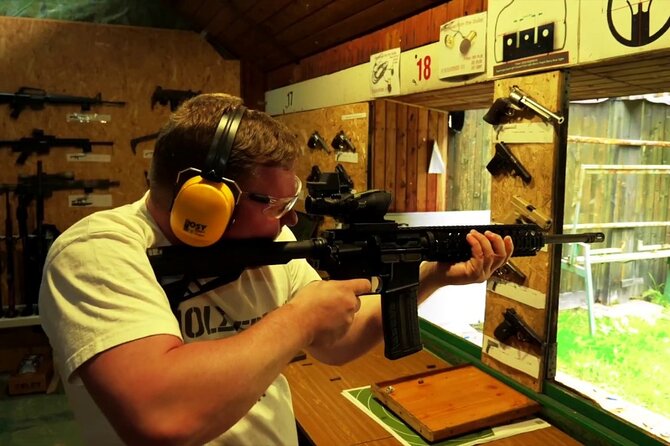 From Krakow: Shooting Range with transfer (hotel pick up) - What happens at the Big Gun range