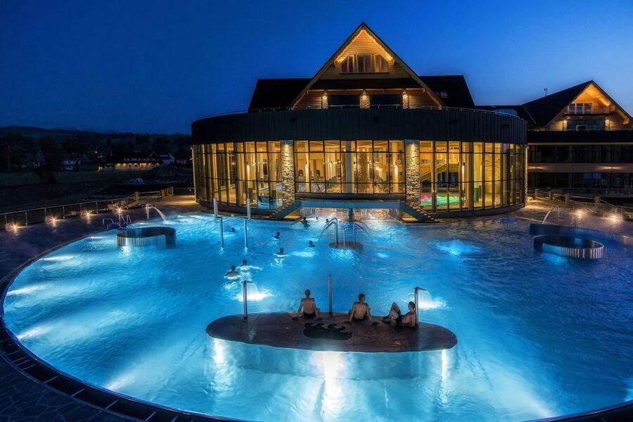 From Krakow: Slovakia Treetop Walk, Zakopane & Thermal Spa - What the $318 price really covers