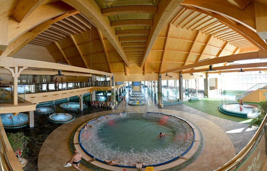 From Krakow: Slovakia Treetop Walk, Zakopane & Thermal Spa - Who should book this experience?