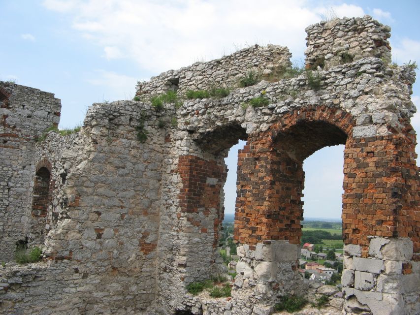 From Krakow: Trail of the Eagles’ Nests Day Tour - Mirów and Bobolice, two castles side by side