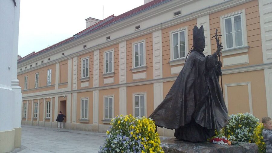 From Krakow: Wadowice & Sanctuary of Divine Mercy Tour - A proper Wadowice pause with kremowka