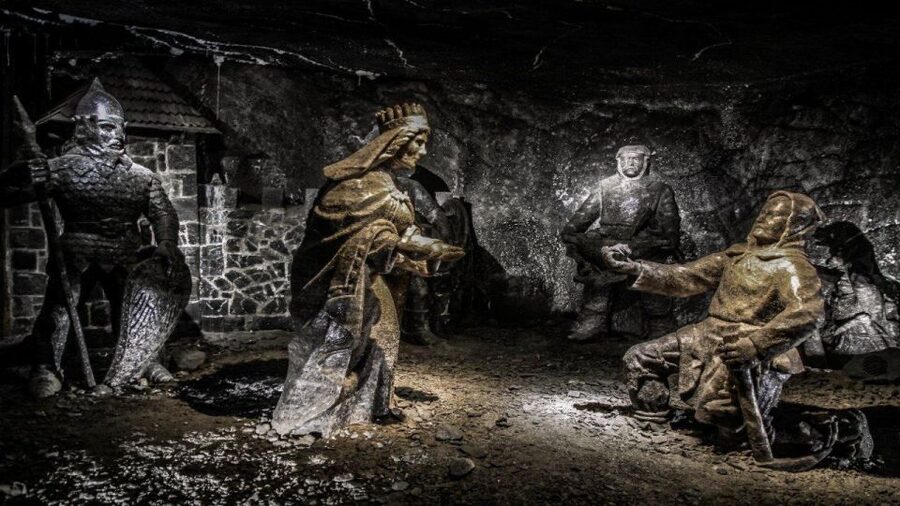 From Krakow: Wieliczka Salt Mine Guided Tour & Transfer - The acoustics, Chopin, and underground atmosphere