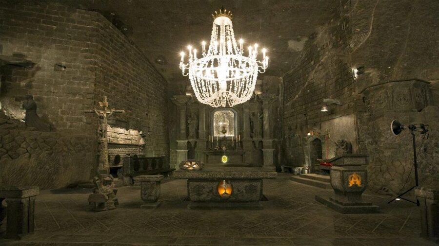 From Krakow: Wieliczka Salt Mine Guided Tour & Transfer - Group size, languages, and practical limits