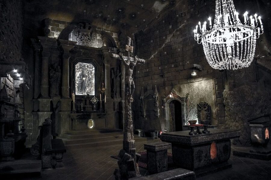 From Krakow: Wieliczka Salt Mine Tour with Hotel Pickup - Why Wieliczka is worth leaving Krakow for