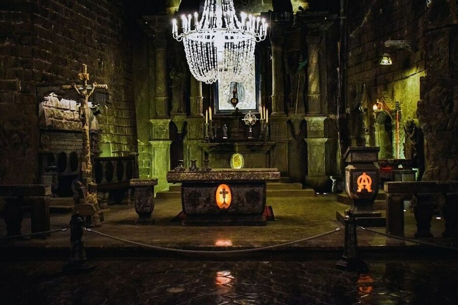 From Krakow: Wieliczka Salt Mine Tourist Route - From Krakow to the mine entrance