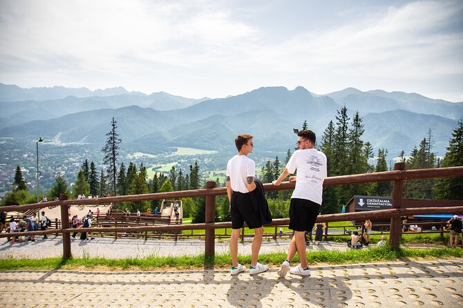 From Krakow: Zakopane Day Trip with Cable Car & Hotel Pickup - Three hours on Krupowki Street