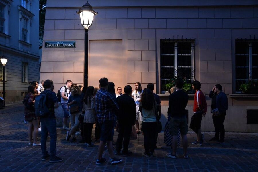 Ghosts & Crimes: Macabre Kraków Walking Tour in English - Weather, walking comfort, and accessibility
