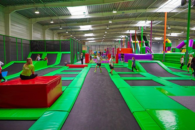 GOjump MEGAPARK Kraków-Sikorki - 1 hour Trampoline Park ticket - Booking, cancellation, and small practical details