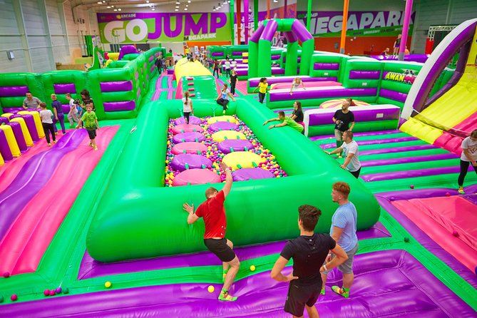 GOjump MEGAPARK Kraków-Sikorki 1h ticket: GOair Inflatable Park - Is GOjump good for adults too?