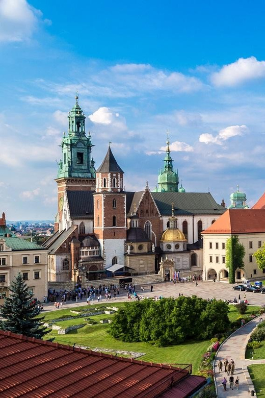 Guided Tour of the Wawel Castle & Cathedral in Cracow - Who should book this Wawel tour?